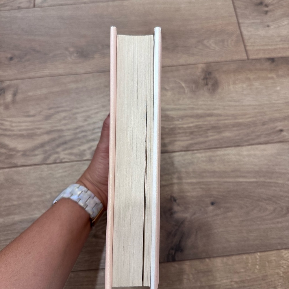 Girl in Pieces Hardcover Book - Picture 6 of 8